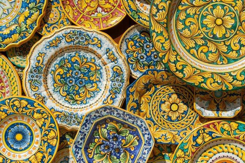 Il Processo Creativo dietro le Nostre Creazioni